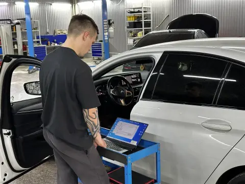 Компьютерная диагностика BMW в RaceBox