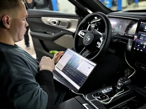 GAC GS8 RaceBox