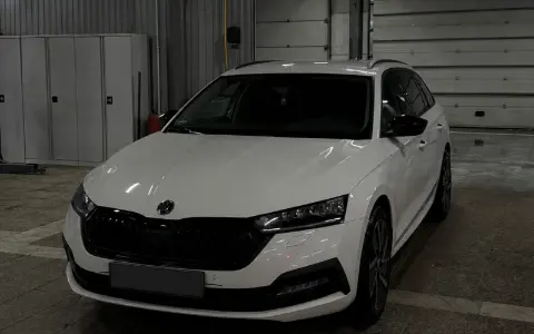 Skoda Octavia перед заменой привода ГРМ в RaceBox