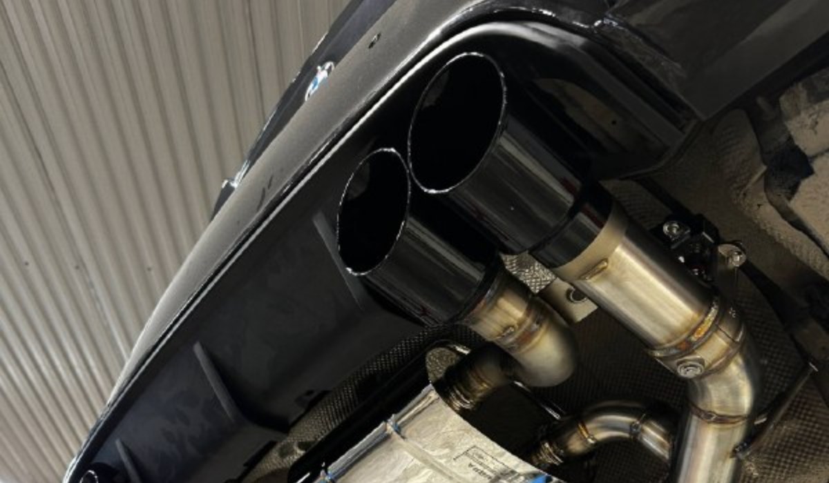 BMW F30 RaceBox