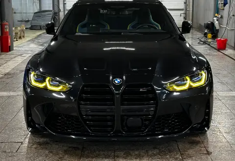 Желтые дневные ходовые огни BMW M4