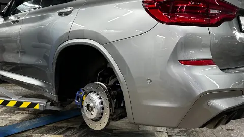 BMW X3 M: тормозные диски и колодки EBC Yellowstuff