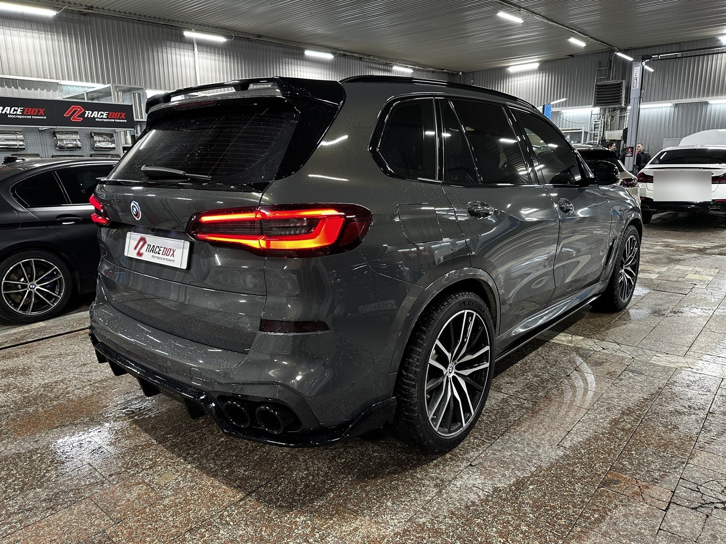 Тюнинг выхлопа и Установка двойных  насадок на BMW X5 G05