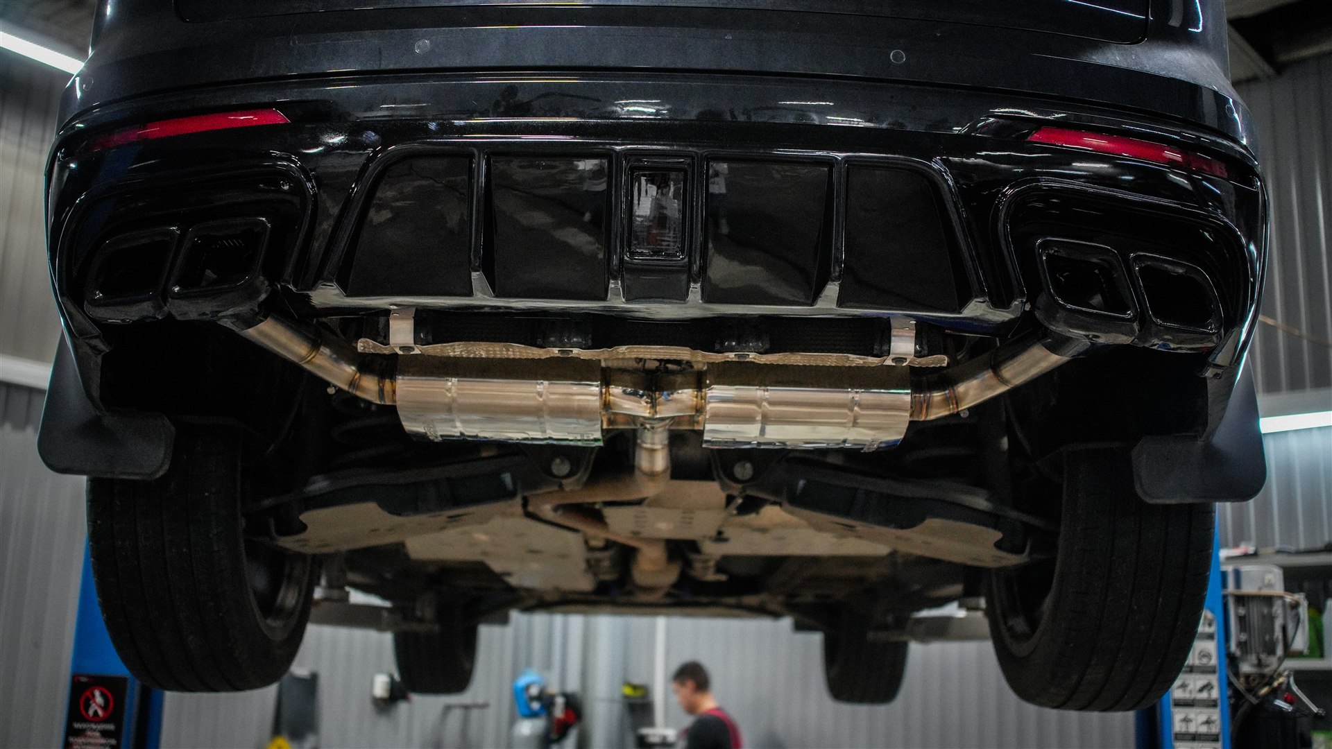 Geely Monjaro: управляемый выхлоп и удаление OPF