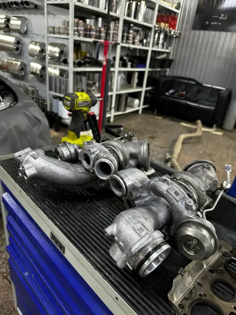 Mercedes M276 RaceBox