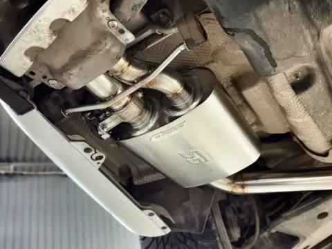Задний глушитель управляемого выхлопа Mercedes-Benz W222