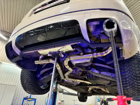 Монтаж управляемого выхлопа Porsche Cayenne 3.0