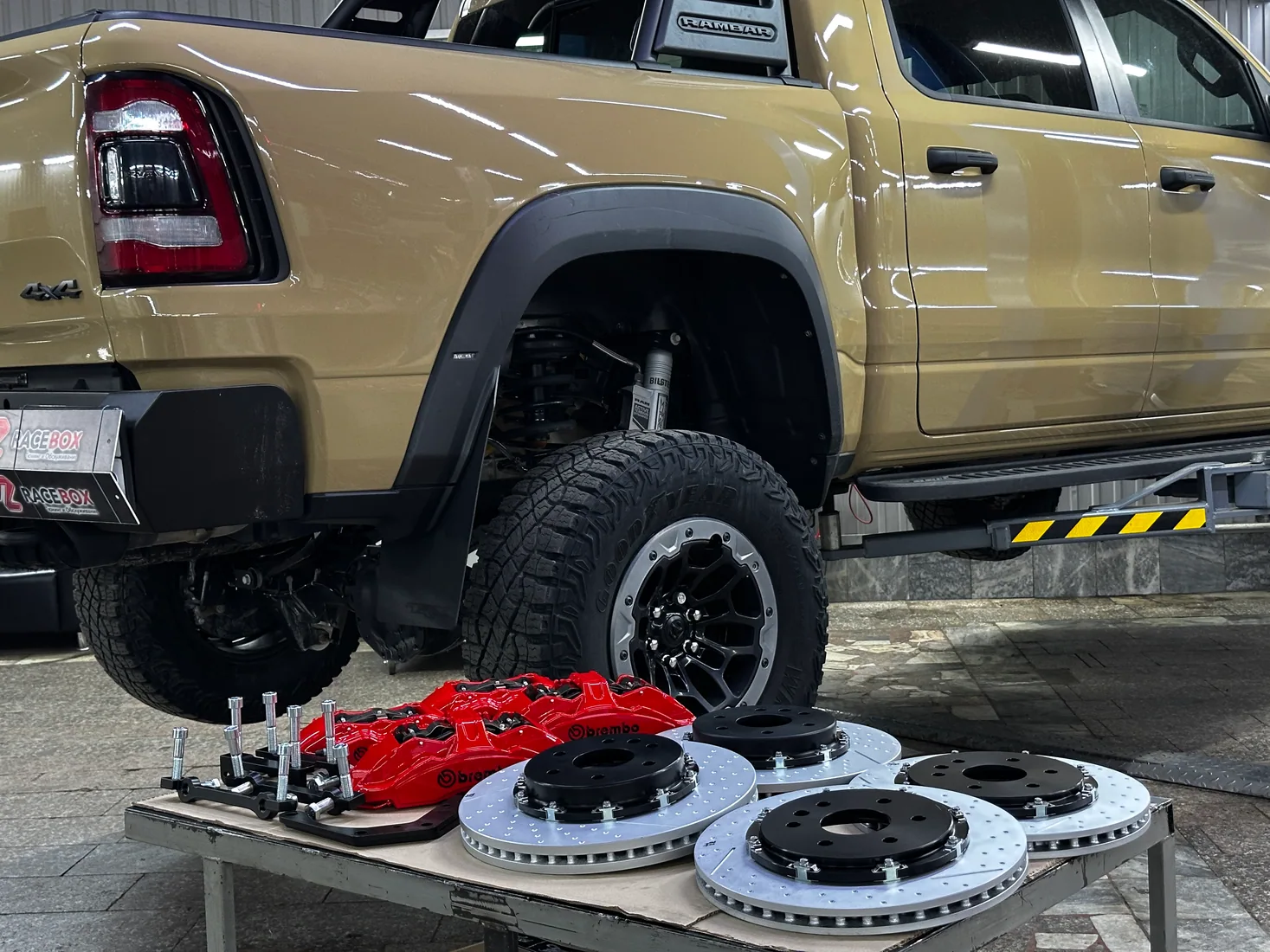 Усиленная тормозная система Brembo для RAM TRX