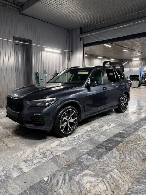 BMW X5 G05 30d RaceBox