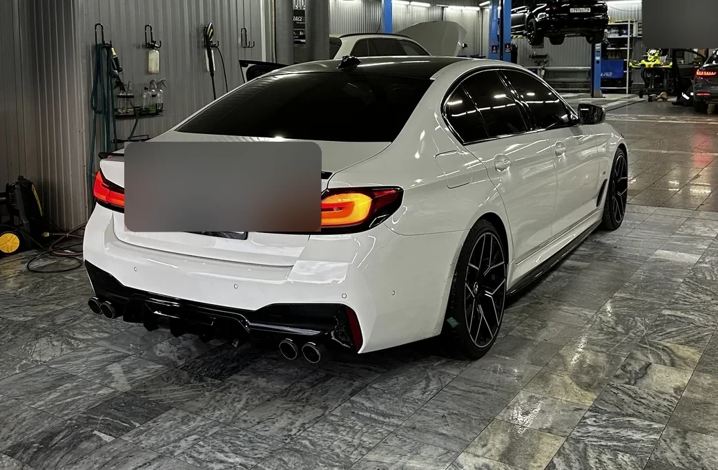 BMW после установки насадок выхлопной системы в RaceBox
